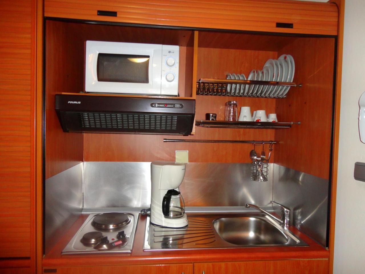 Lirio Guest House Makrakomi Ngoại thất bức ảnh