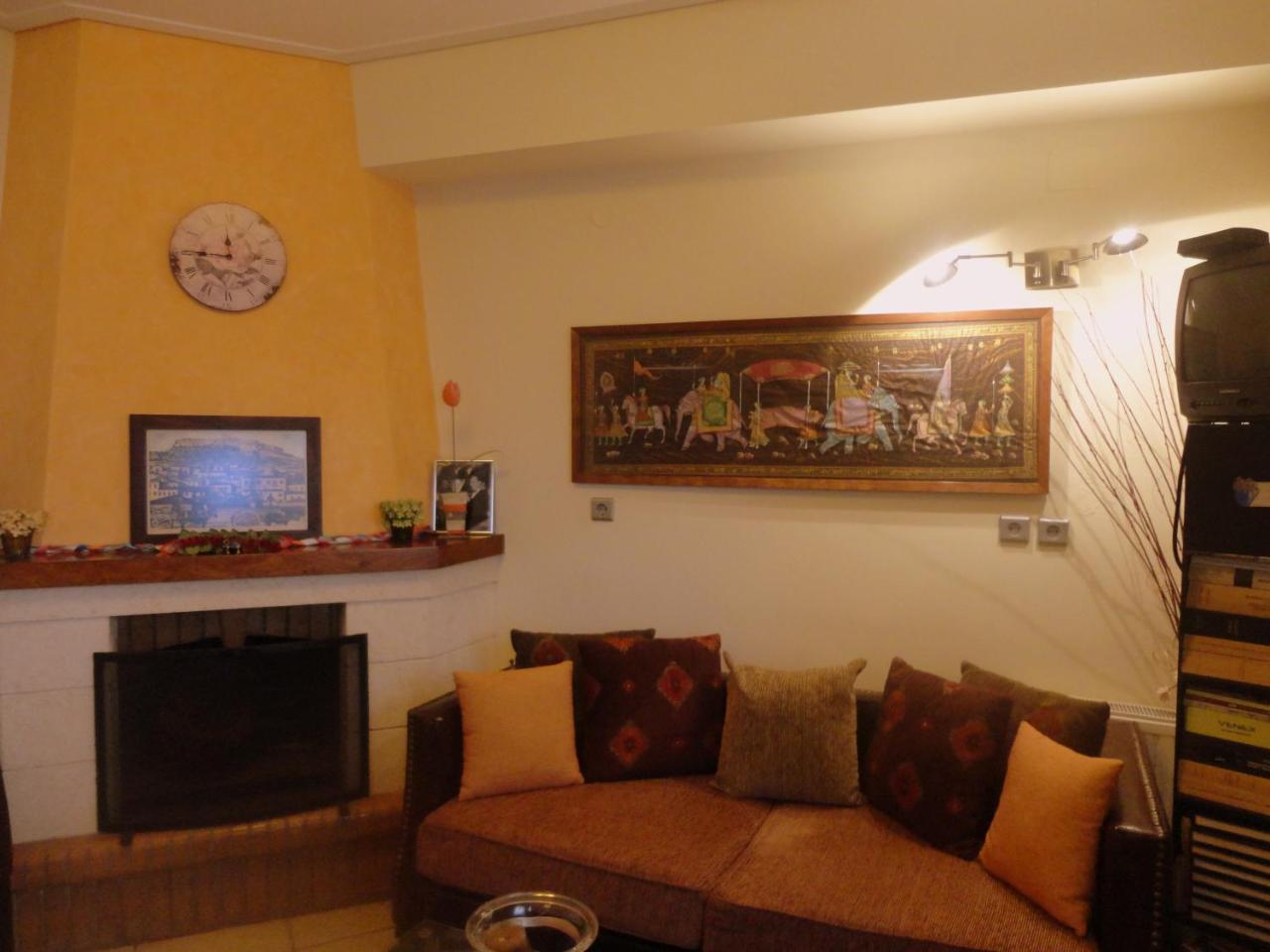 Lirio Guest House Makrakomi Ngoại thất bức ảnh