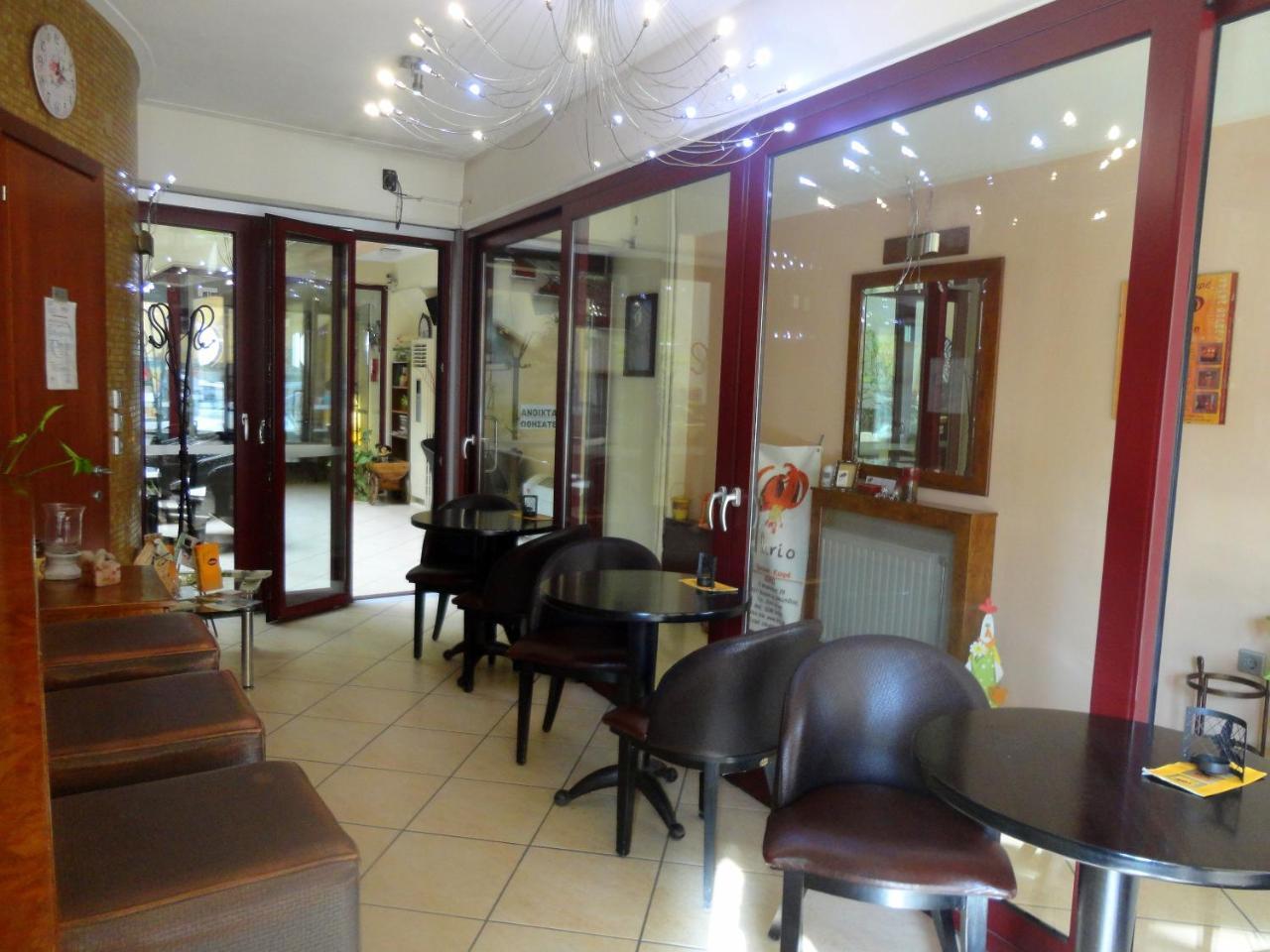 Lirio Guest House Makrakomi Ngoại thất bức ảnh