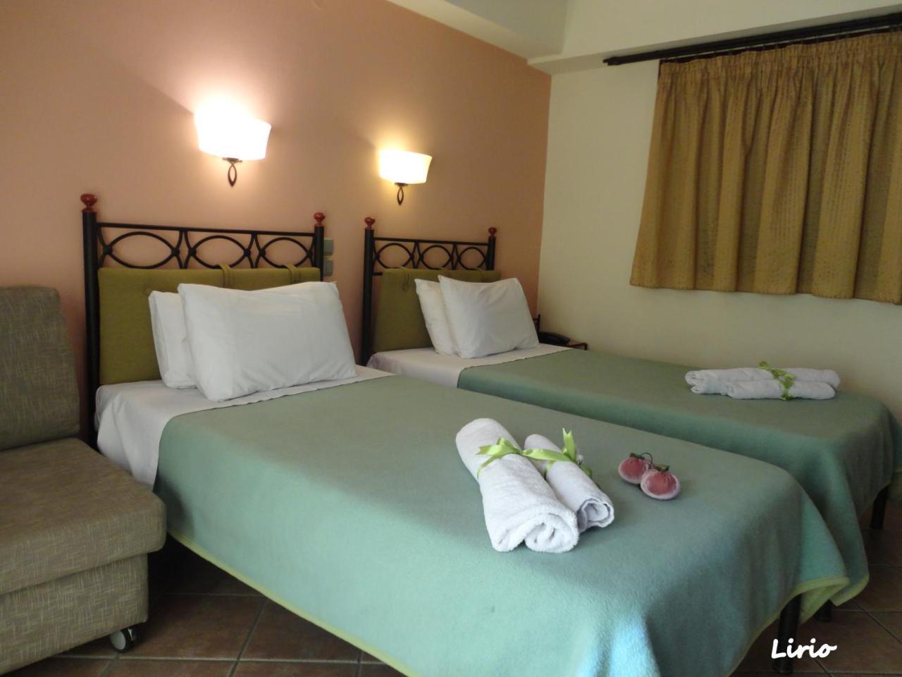 Lirio Guest House Makrakomi Ngoại thất bức ảnh